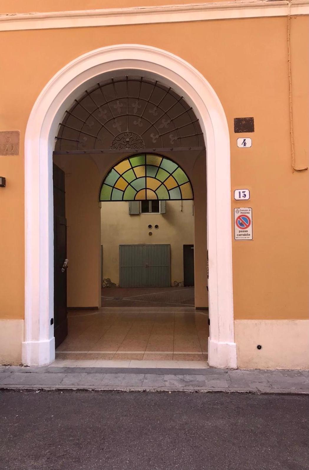 Domus Apartment Modena Exterior photo