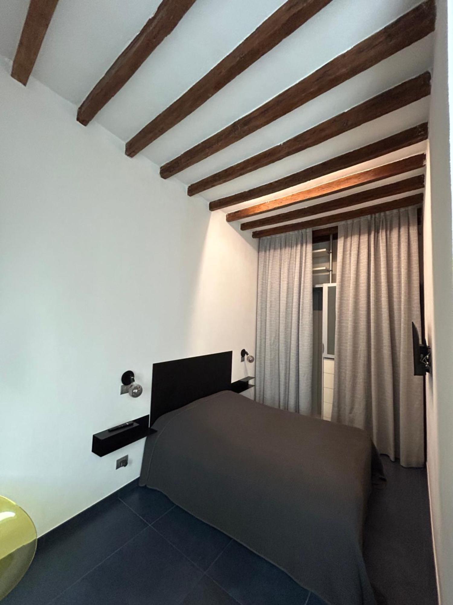 Domus Apartment Modena Exterior photo